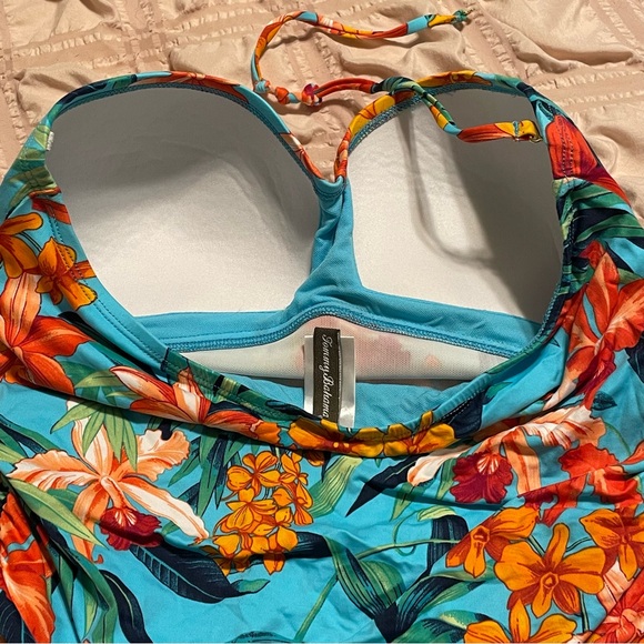 Tommy Bahama vibrant one piece tropical swimsuit, size 12. - Picture 3 of 5